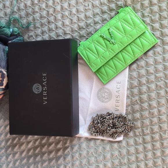 ⚡ FLASH SALE - VERSACE Virtus Quilted Leather Card Holder - Picture 7 of 9